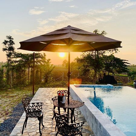 Rang Robin Farmstay For 4 With Pool Ban Wang Muang Екстериор снимка